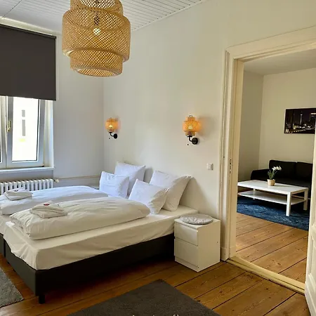 Hostel Grand Classic *