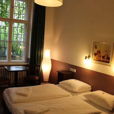 Grand Classic Vandrarhem *