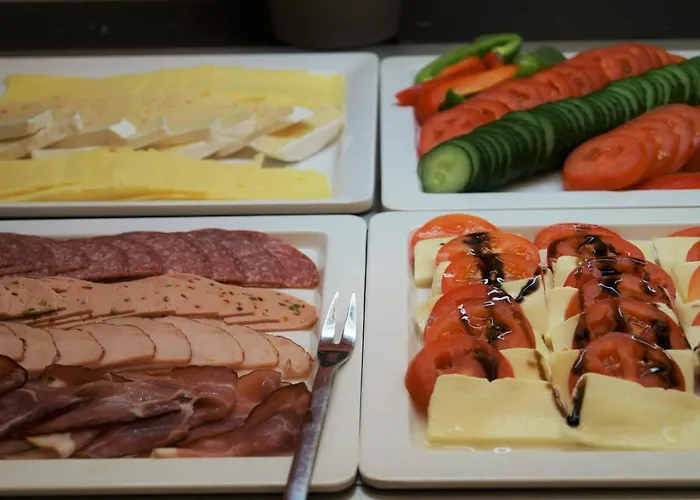 بيت شباب شباب غراند كلاسيك برلين