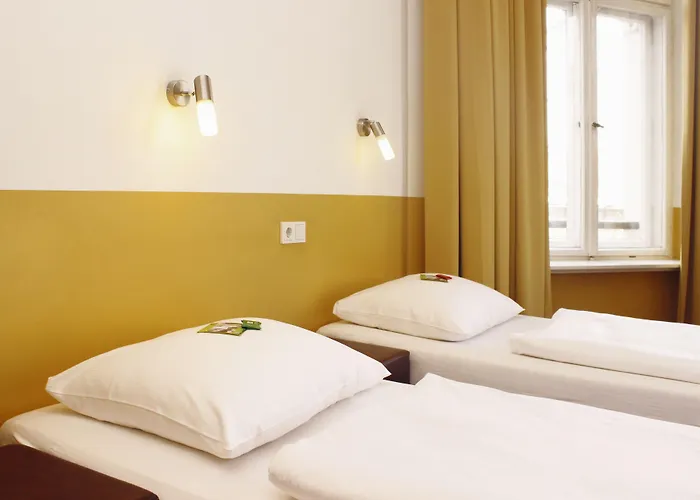 شباب غراند كلاسيك *